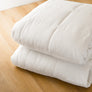 Couette légère fait de duvet synthétique par Otelia Maison