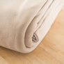 Couveture 100% polyester de couleur tan sans boulochage par Otelia Maison