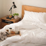 Housse de couette blanche rayé ton sur ton blanc par Otelia Maison